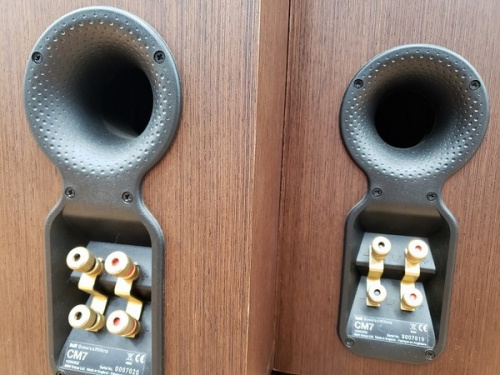スピーカーのBOWERS&WILKINS