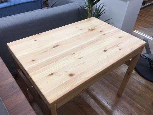 生活家具のデスク