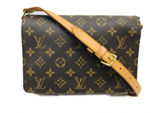 ショルダーバッグのLOUIS VUITTON