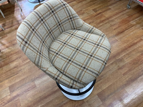 生活家具のイス