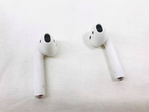 ワイヤレスヘッドホンのApple