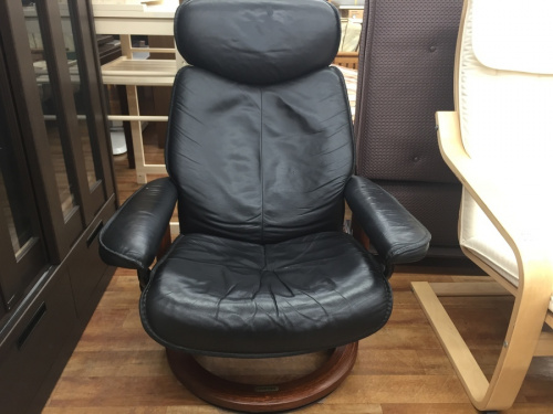 イスのリクライニングチェアー