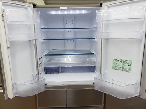 6ドア冷蔵庫のMITSUBISHI