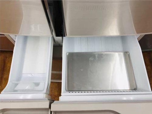 6ドア冷蔵庫のPanasonic