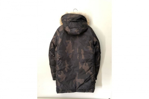 アークティックパーカーのWOOLRICH