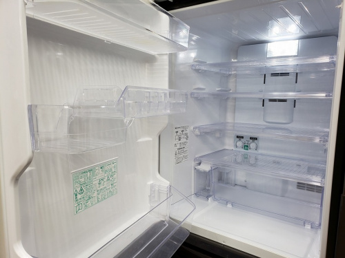冷蔵庫の3ドア冷蔵庫