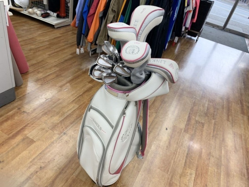 スポーツ用品のゴルフ クラブ　セット
