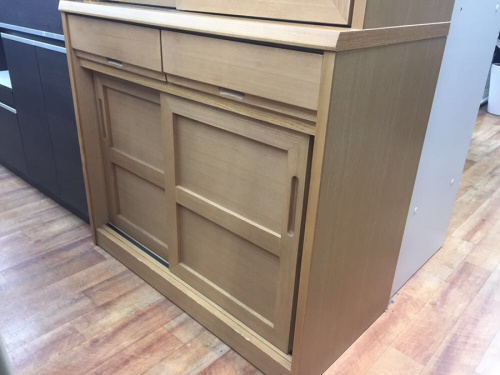 カップボード・食器棚のレンジボード