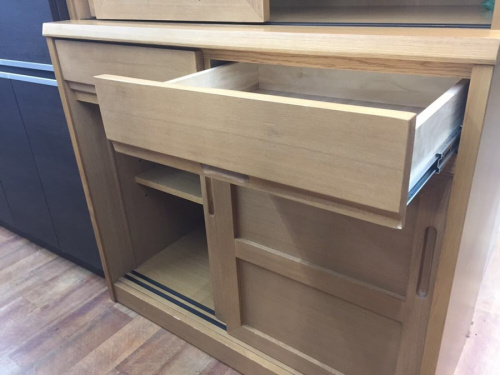 2枚扉の横浜川崎中古家具情報