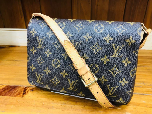 バッグ・財布の財布