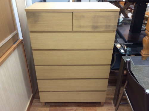 収納家具のチェスト