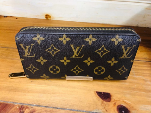 財布のLOUIS VUITTON