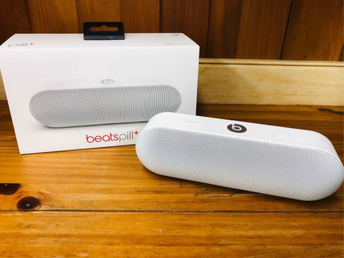 オーディオ機器のスピーカー