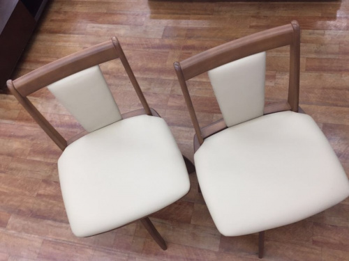 ダイニング3点セットのニトリ