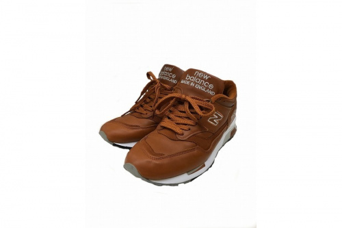 スニーカーのNEW BALANCE
