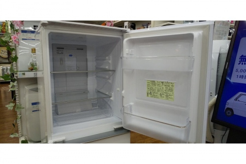 冷蔵庫の2ドア冷蔵庫