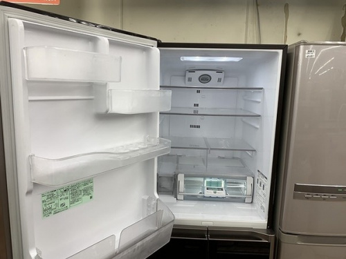 冷蔵庫の5ドア冷蔵庫