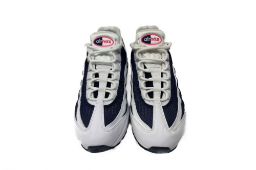 NIKEのメンズ