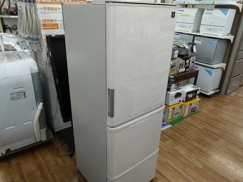 キッチン家電の冷蔵庫