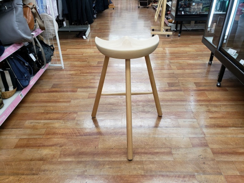 シューメーカーチェアの横浜川崎中古家具情報