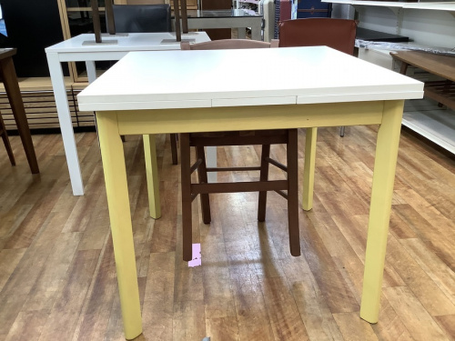 テーブルのダイニング3点セット