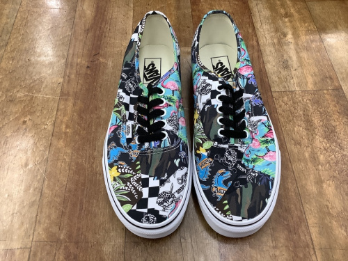 スニーカーのVans