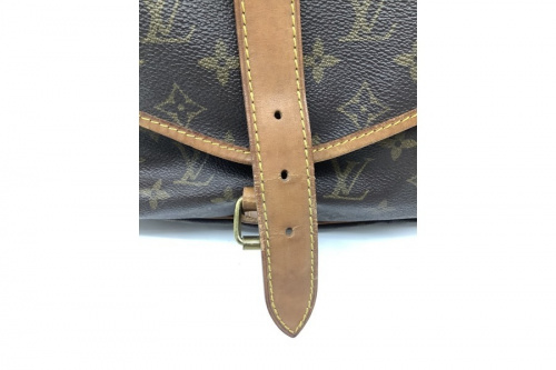 ソミュール35のLOUIS VUITTON