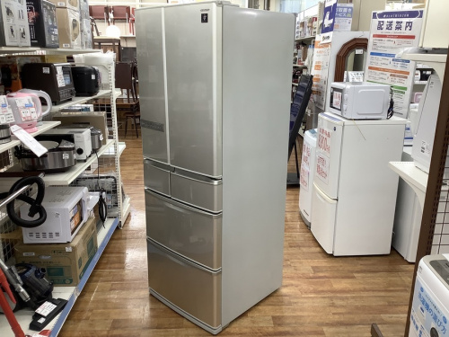 6ドア冷蔵庫のSHARP