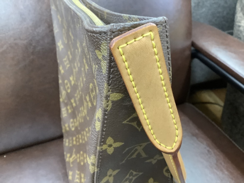 ルイヴィトンのLOUIS VUITTON