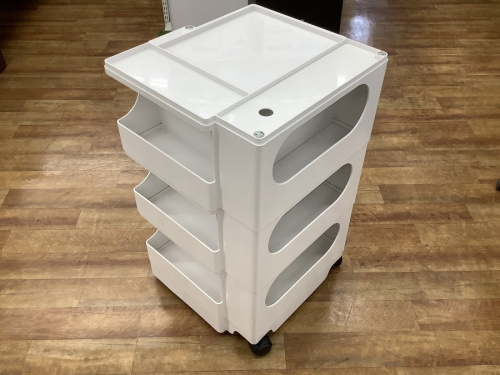 収納家具のボビーワゴン