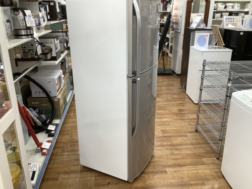 冷蔵庫の2ドア冷蔵庫