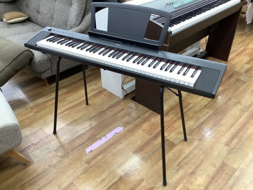 楽器の電子ピアノ