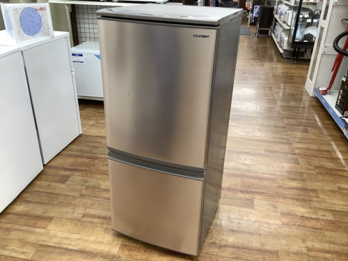 キッチン家電の冷蔵庫