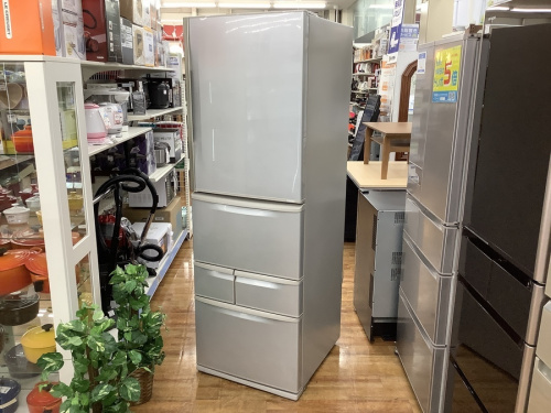 キッチン家電の冷蔵庫