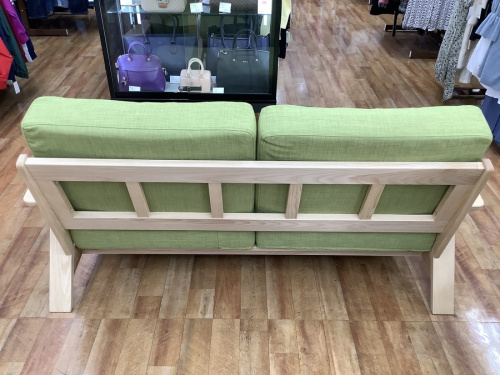 2人掛けソファーの北欧風