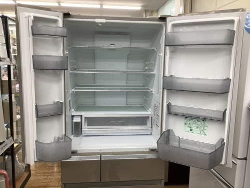 冷蔵庫の6ドア冷蔵庫