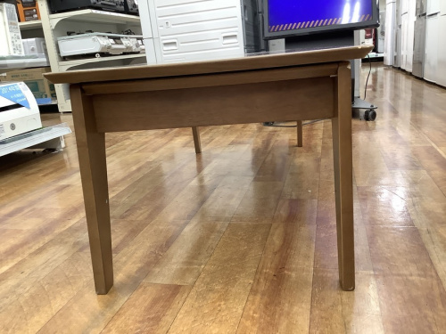 テーブルのオーク材ラウンジテーブル2