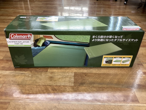 アウトドアのテント