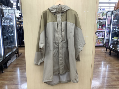 レインウェアのタグアンポンチョ