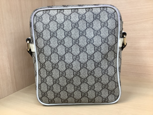 グッチのショルダーバッグ
