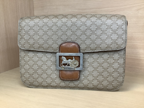 ブランド・ラグジュアリーのセリーヌ