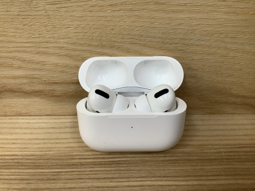 AirPods ProのApple