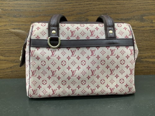 LOUIS VUITTONのバッグ　ブランド