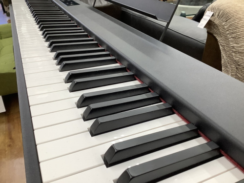 ピアノのKORG