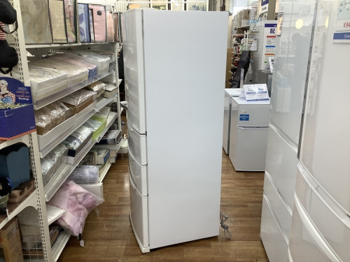 冷蔵庫の4ドア冷蔵庫