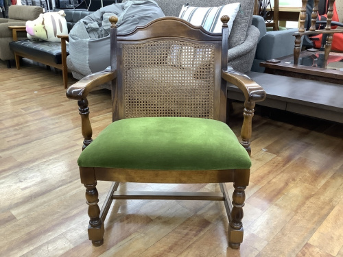 ソファーのアームチェア