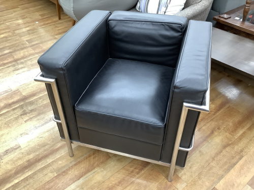 家具のソファー