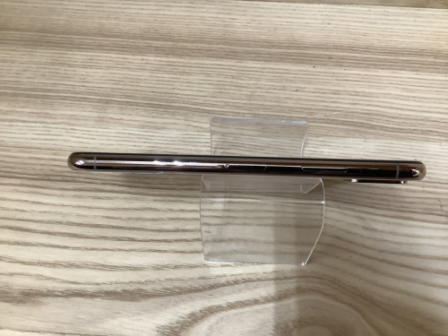 iPhone XSのApple