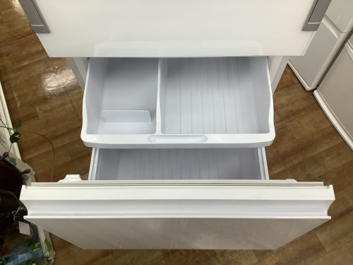 3ドア冷蔵庫のSHARP