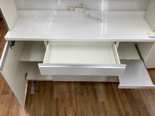 2枚扉の横浜川崎中古家具情報